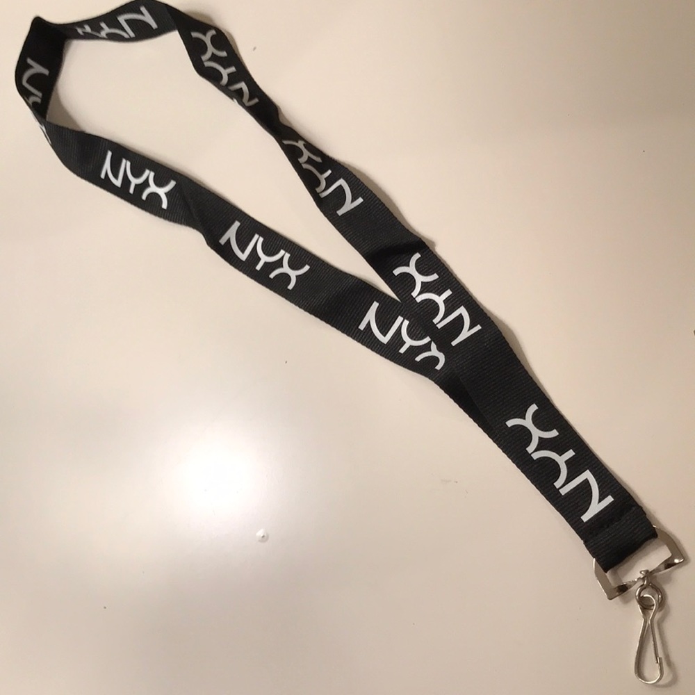 NYX LANYARD
